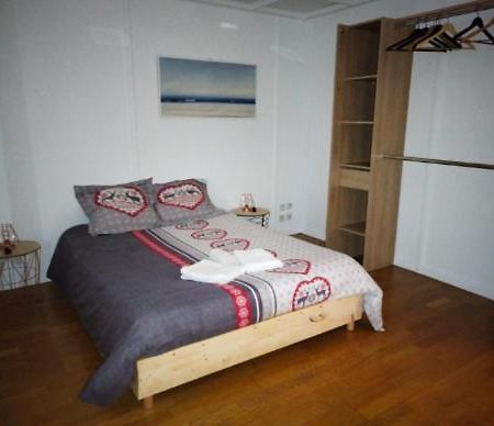 Appartement Aux Airelles Embrun Exterior photo